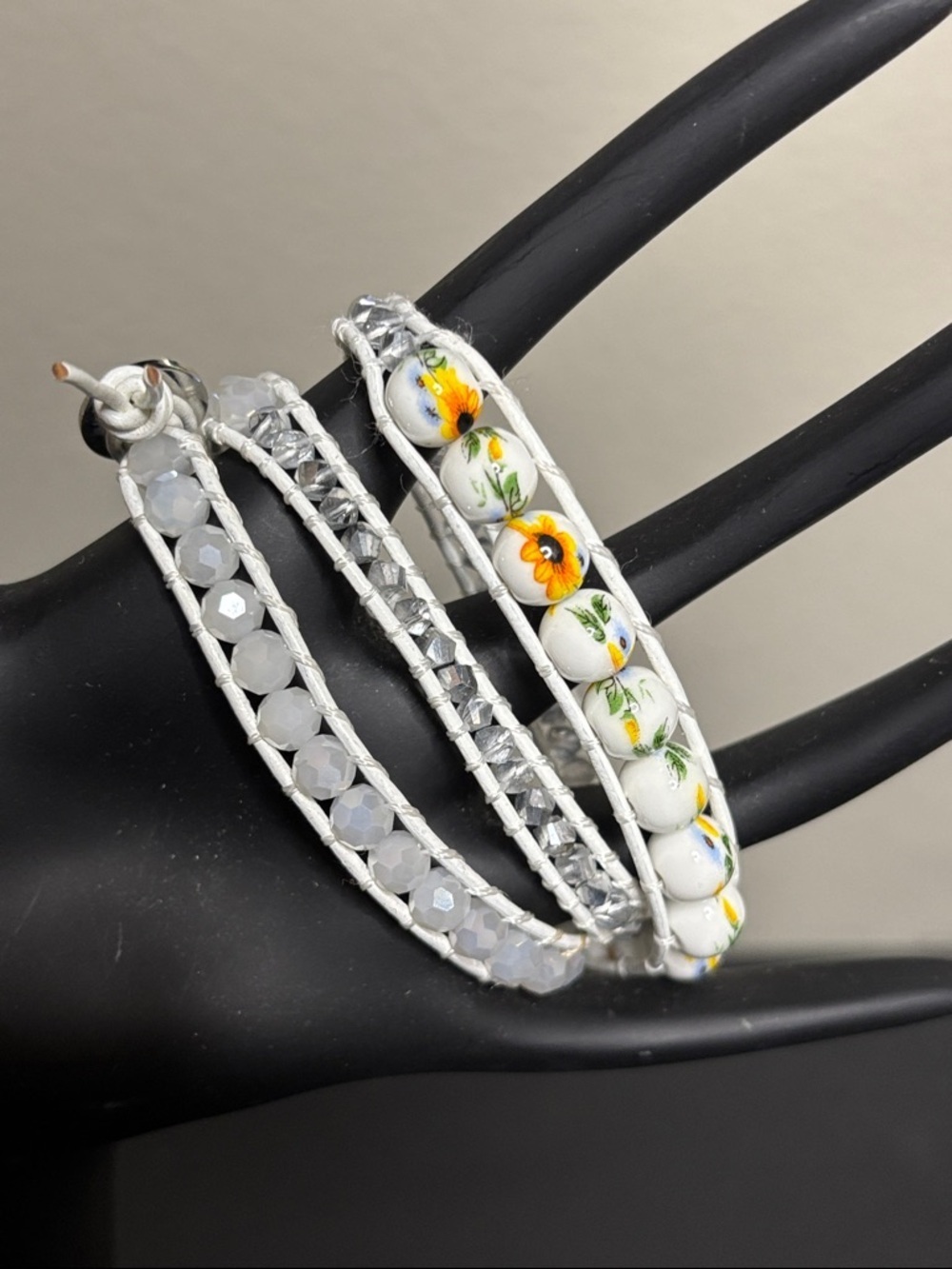 Victoria Emerson White Leather Glass Sunflower Beaded Wrap Bracelet Boho Western